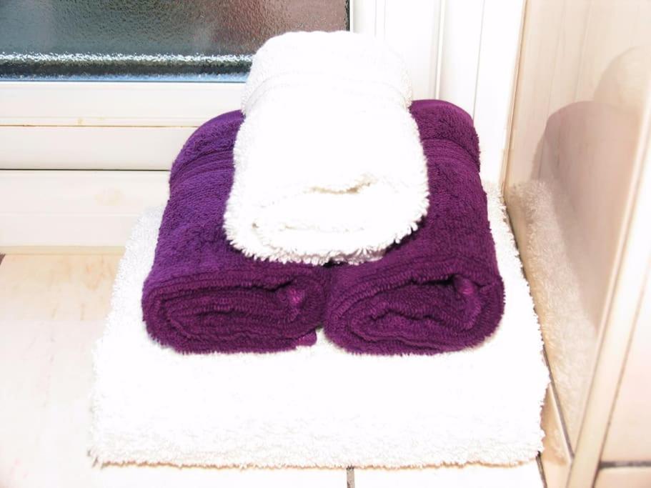 Must See, Quality 1 Bed, Romford, 20 Mins C.London Екстер'єр фото