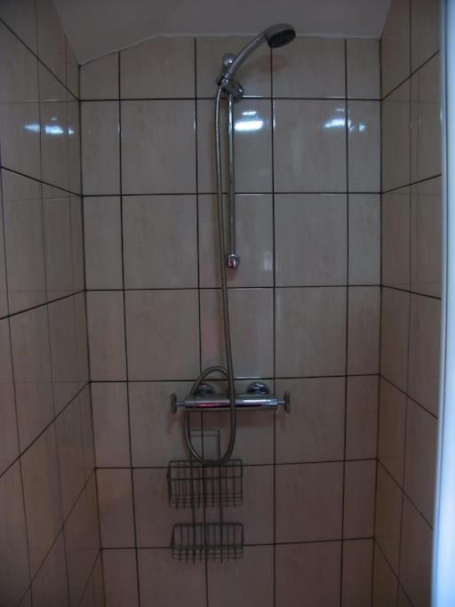 Must See, Quality 1 Bed, Romford, 20 Mins C.London Екстер'єр фото